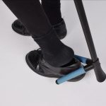 Chausse-pied et déchausseur en un !